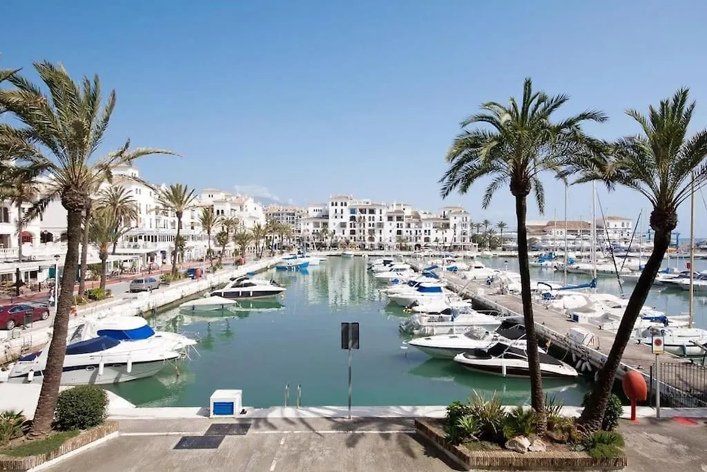 Duquesa 2 Bed Apt Sleeps 6 Overlooking Pool With Magnificent Sea Views Manilva