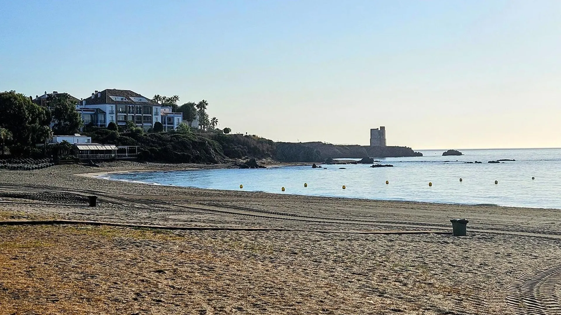 Duquesa 2 Bed Apt Sleeps 6 Overlooking Pool With Magnificent Sea Views Manilva